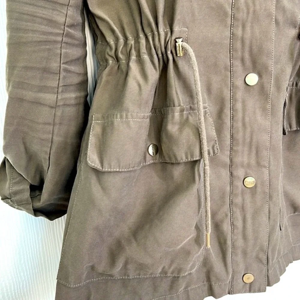 Zara - Dark Olive Green Lightweight Safari Jacket With Gold Hardware Size XS